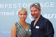 Filmproduzent Till Schmerbeck kam mit Schauspielerin Najet Korel @ 20. Agenturen-Sommerfest (©Foto. Martin Schmtz)